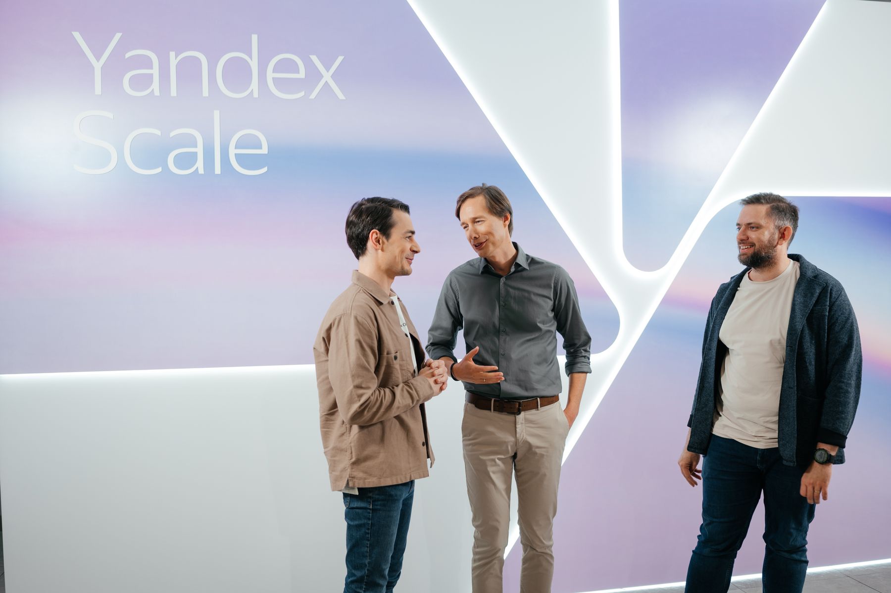 Разговор у стены Yandex Scale, 23.09.2022